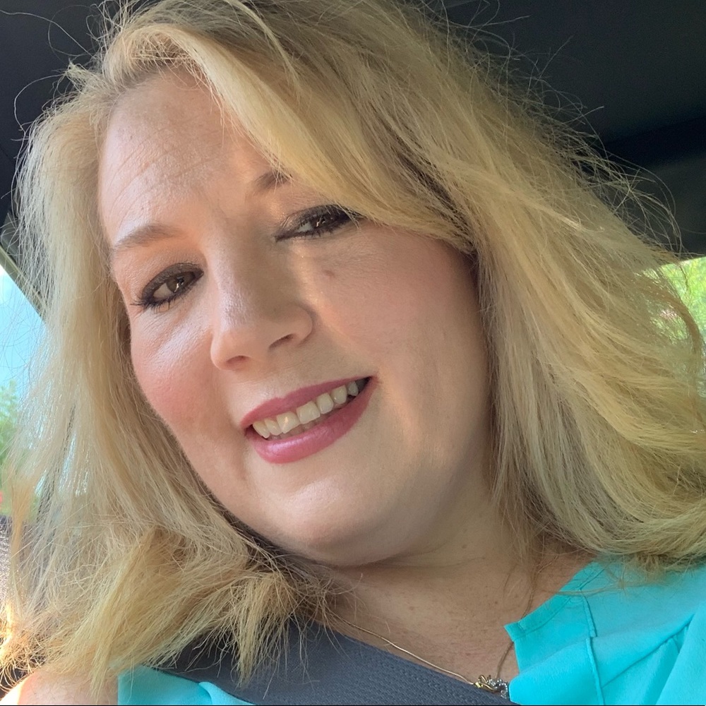 Meet your Posher, Pamela